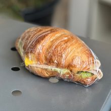 کروسان ساندویچ گوشت